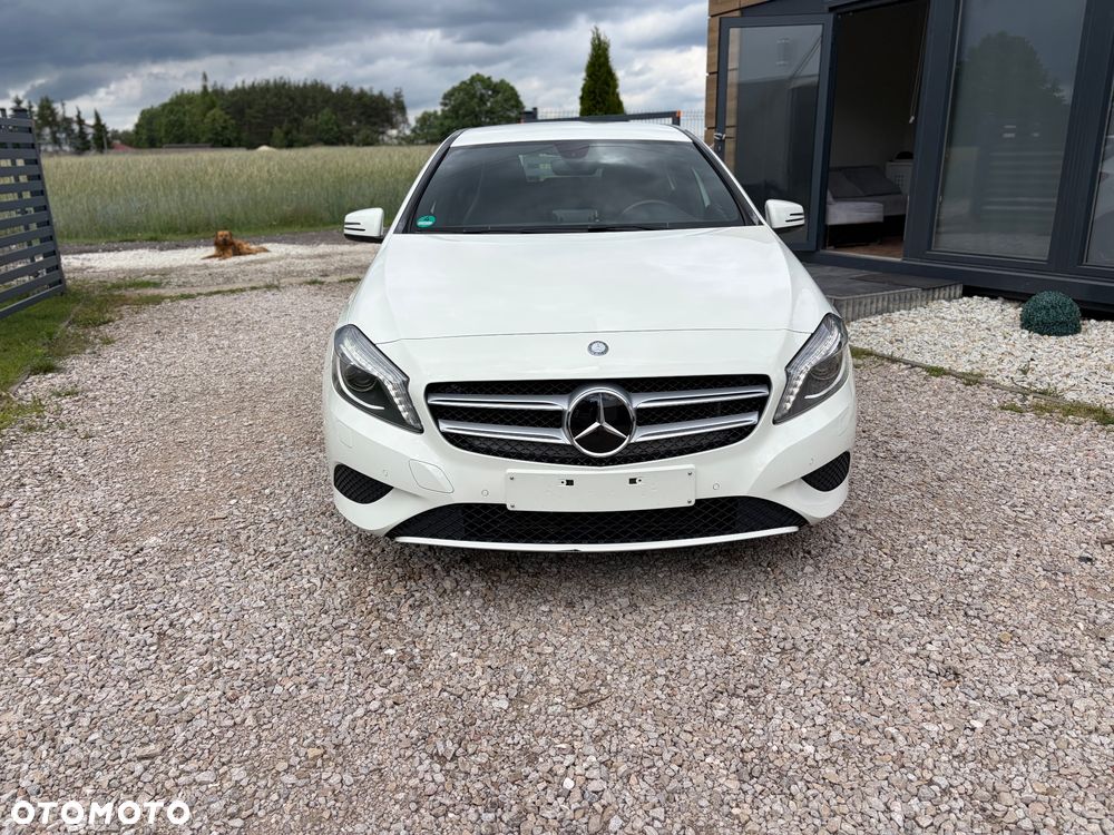 Mercedes-Benz Klasa A 180 BlueEfficiency Edition - 11