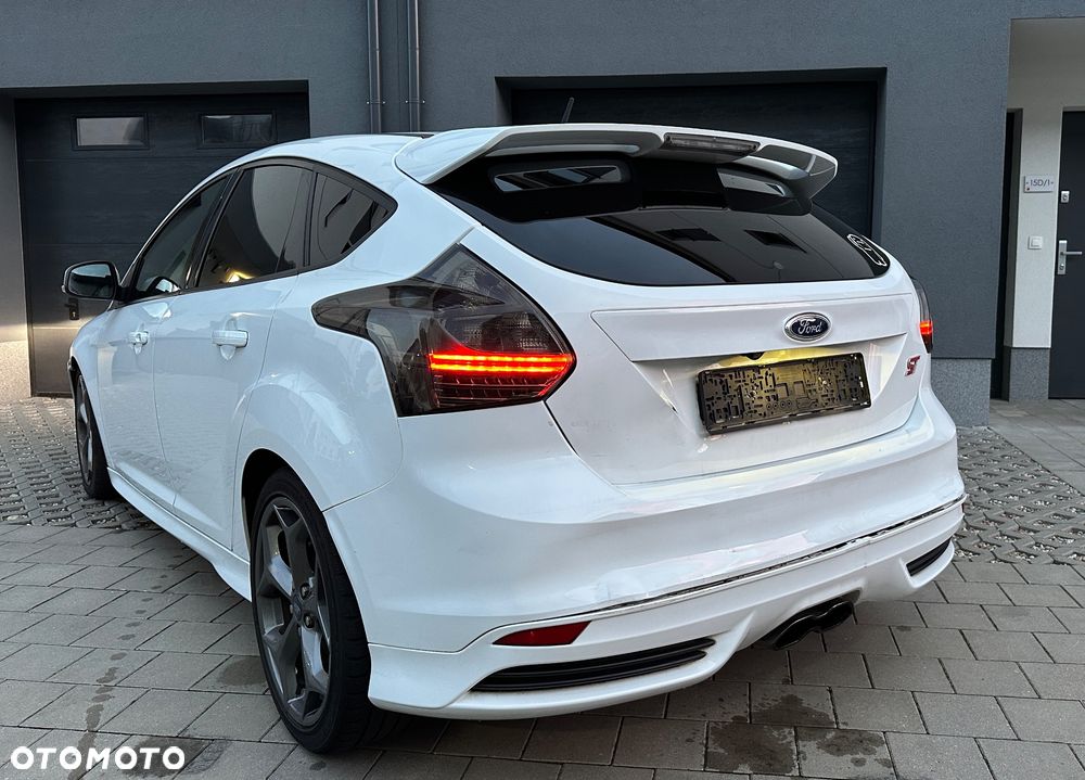 Ford Focus ST - 3