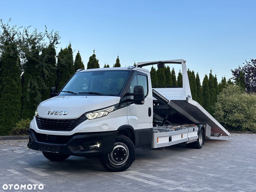Iveco DAILY / 72-180 / HYDRAULICZNA ZABUDOWA / 42 TYS.KM. / LAWETA /