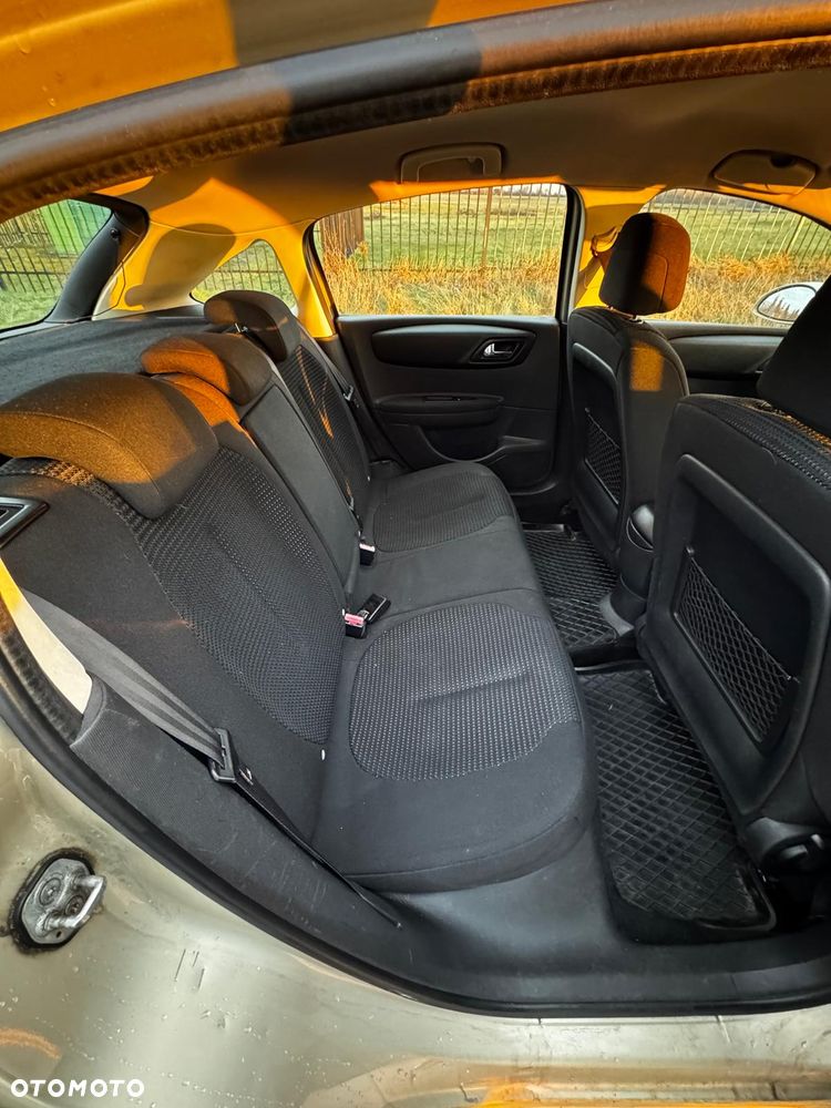 Citroën C4 1.6 HDi SX - 5