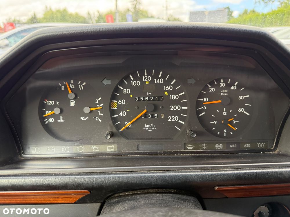 Mercedes-Benz W124 (1984-1993) - 19