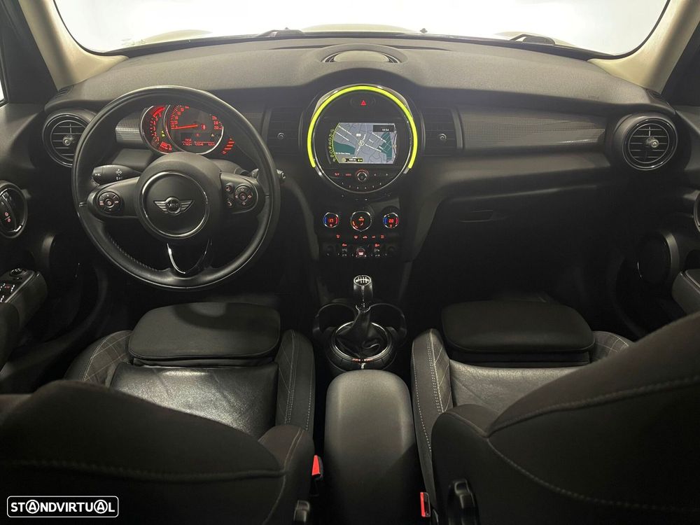 MINI 5 Portas Cooper D - 5