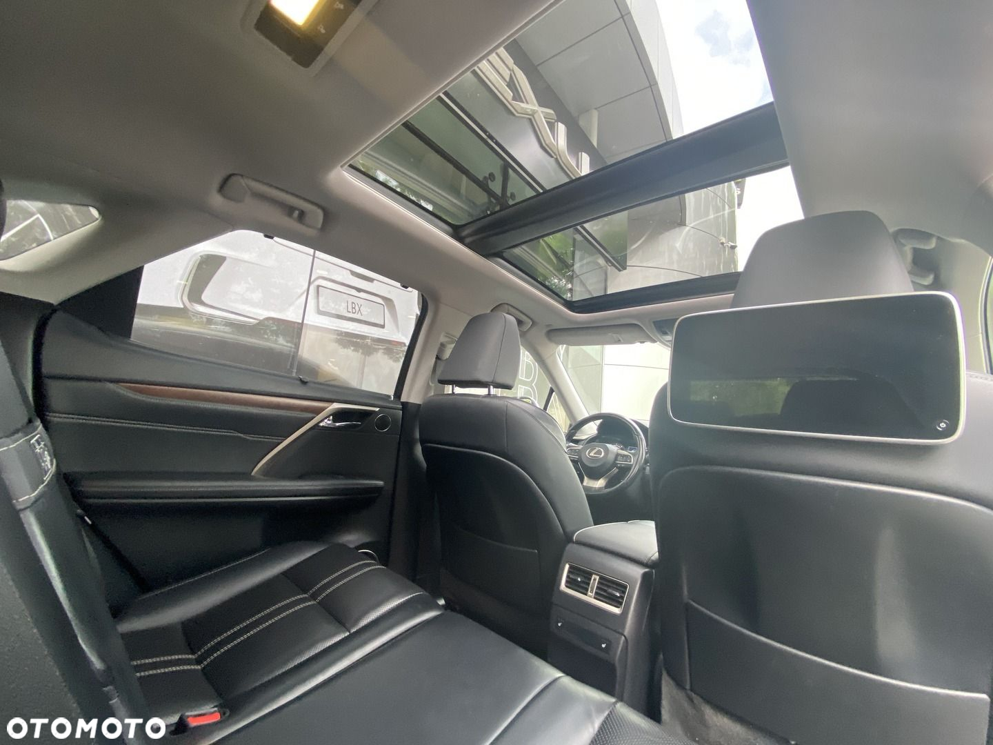 Lexus RX - 18