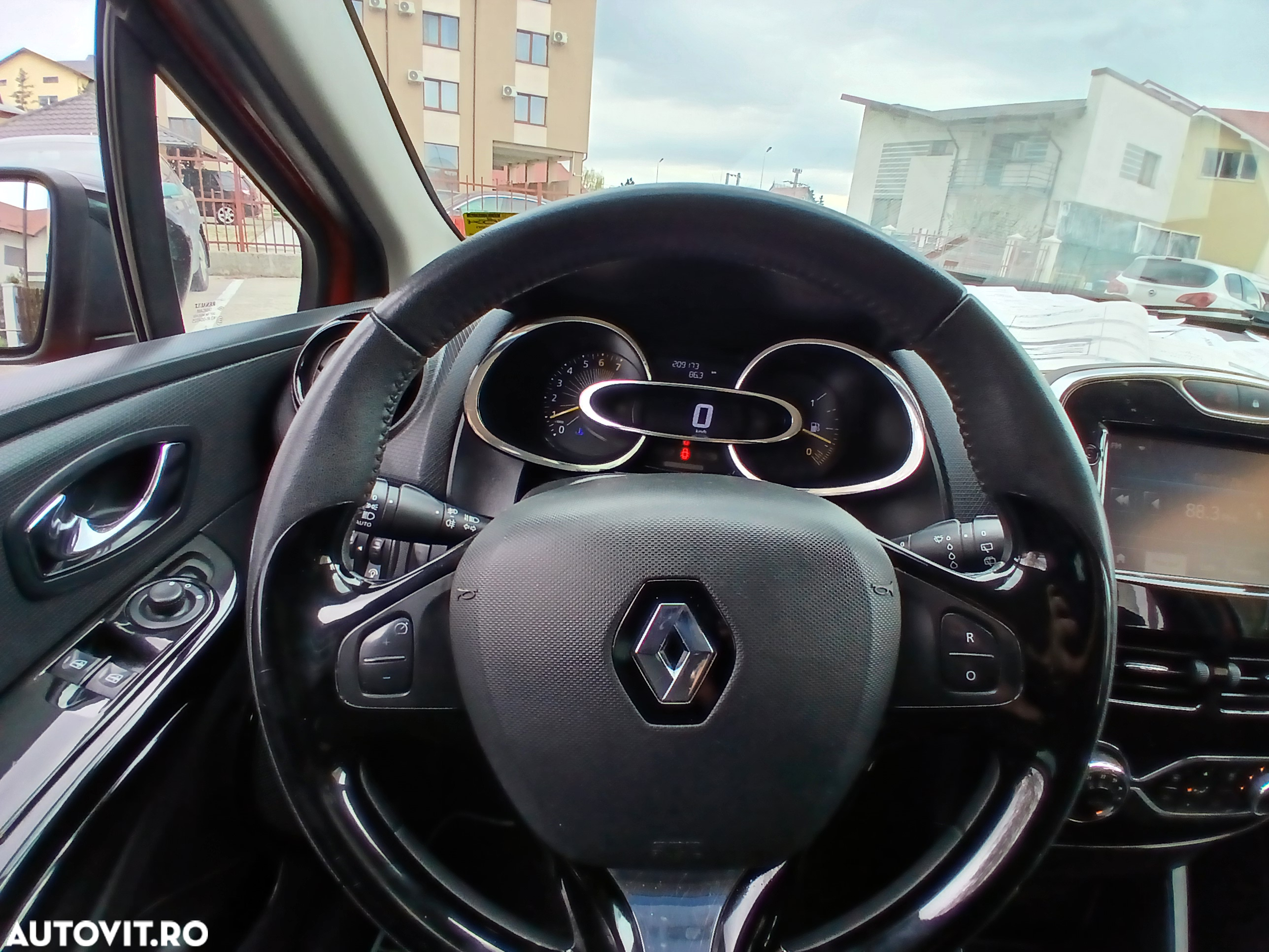 Renault Clio ENERGY TCe 90 Start & Stop 99g Eco-Drive - 13