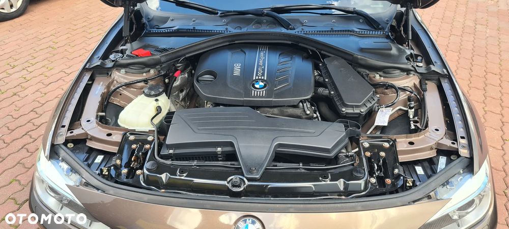 BMW Seria 3 320d - 16