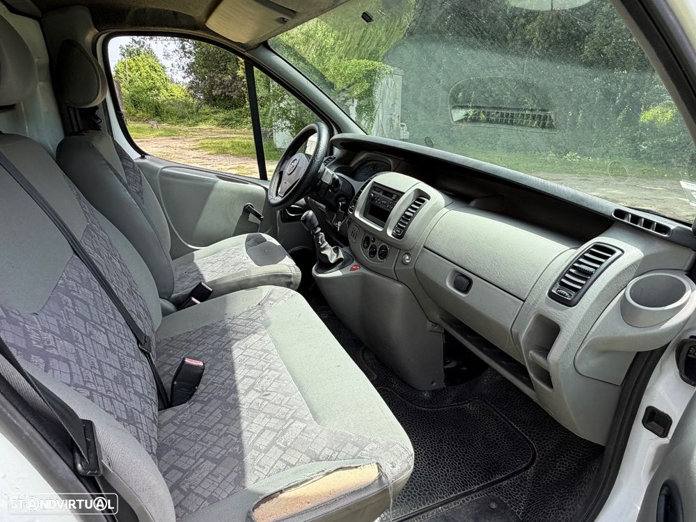 Opel Vivaro 1.9 cdti - 33