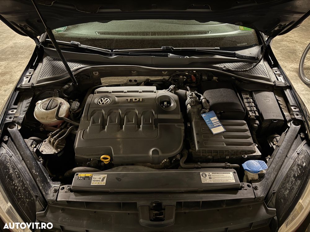 Volkswagen Golf 1.6 TDI BlueMotion Technology Allstar - 13
