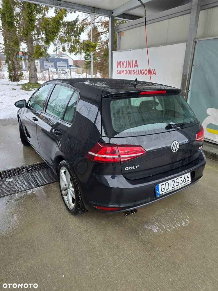 Volkswagen Golf 1.4 TSI BMT Highline - 2