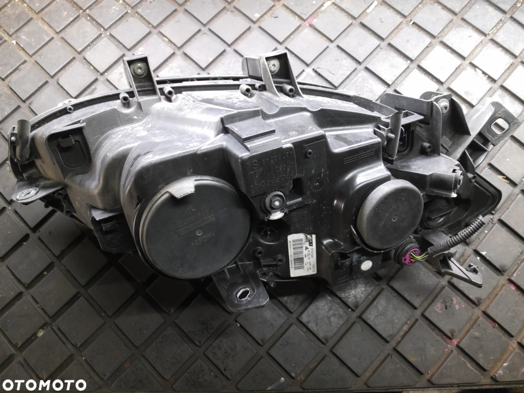 REFLEKTOR LEWY PRZÓD FIAT BRAVO II 51757538 LAMPA EUROPA POSIADAM 2SZT - 7