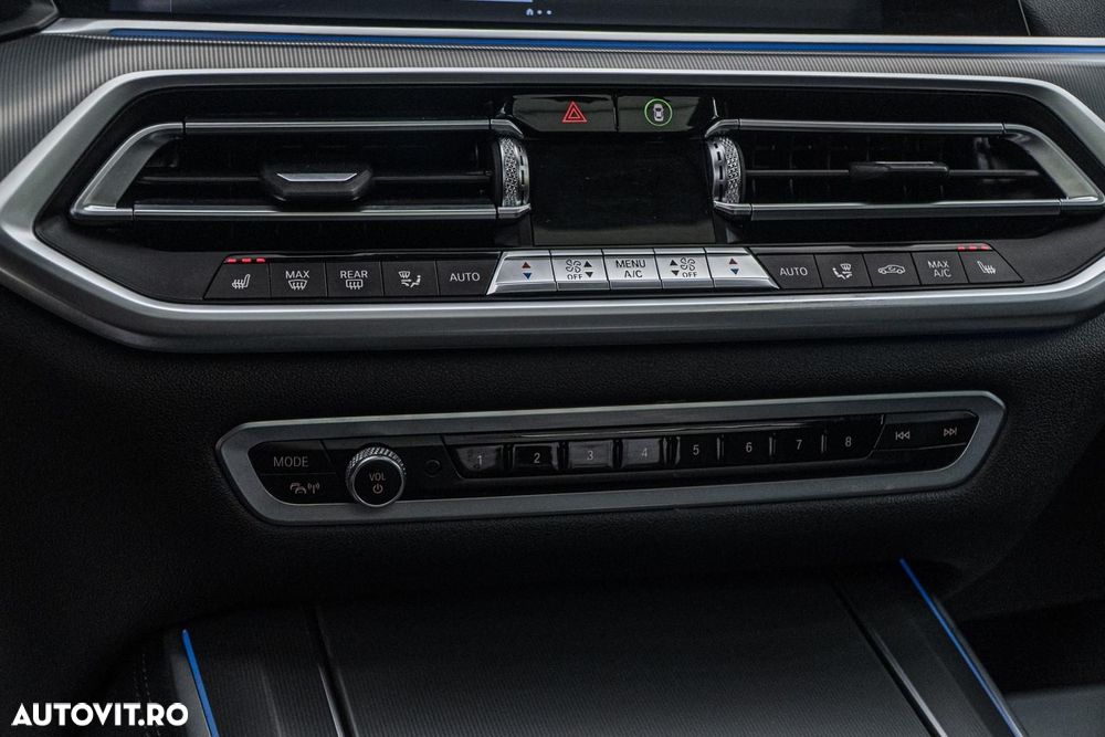 BMW X5 xDrive45e - 12