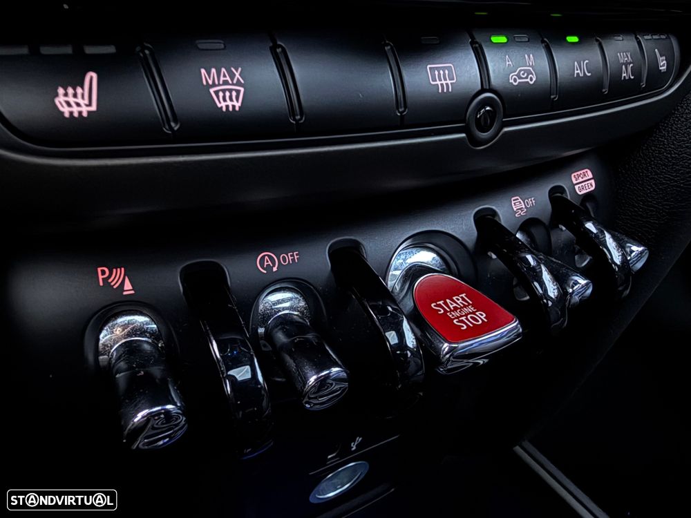 MINI Countryman Cooper D Premium First JCW Auto - 11