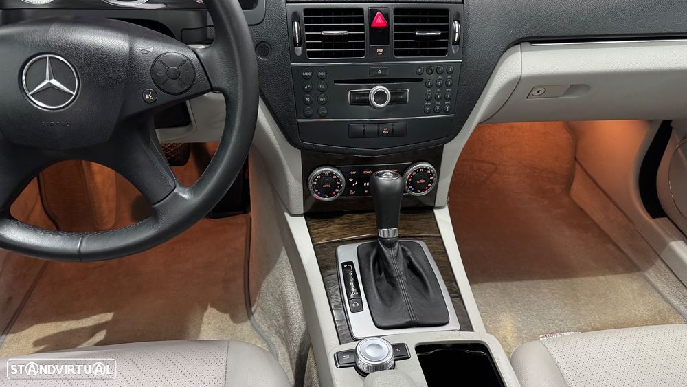 Mercedes-Benz C 180 K Avantgarde BlueEfficiency Aut. - 21