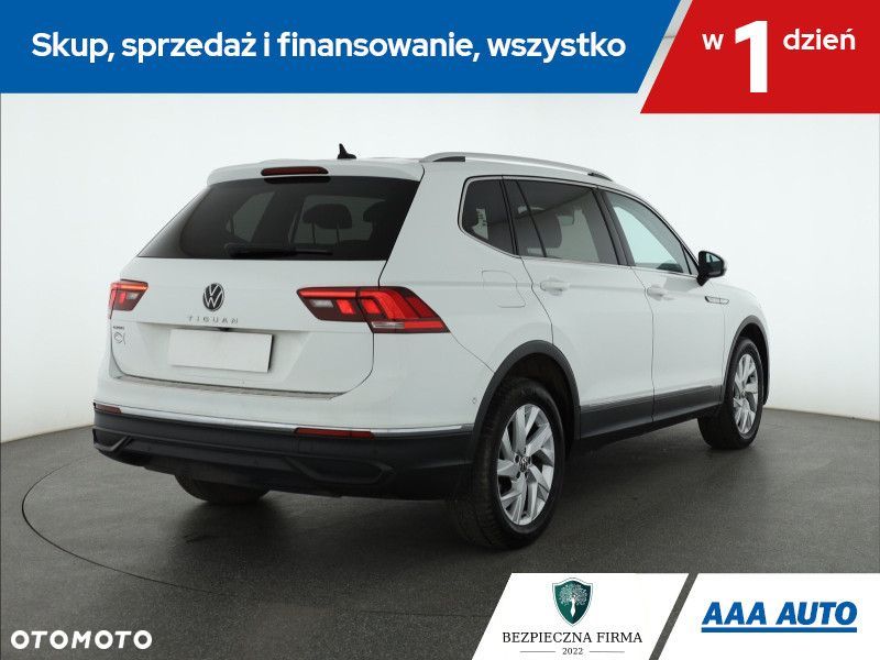 Volkswagen Tiguan Allspace - 7