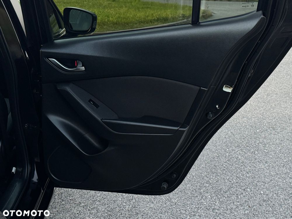 Mazda 3 SKYACTIV-G 120 Urban Limited - 38