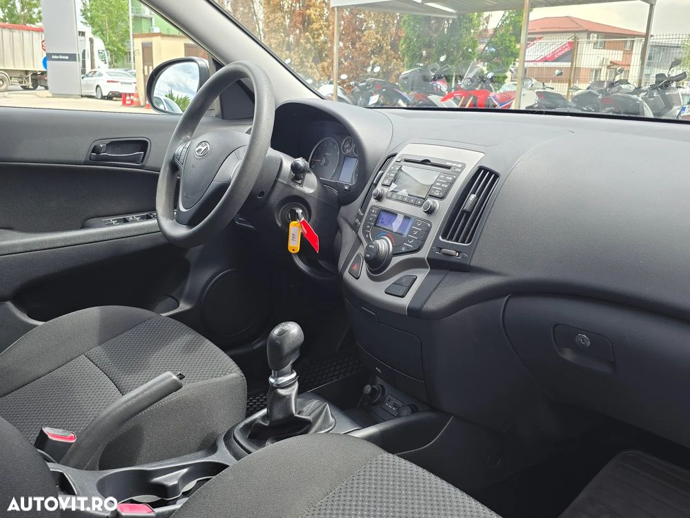 Hyundai i30 1.6 GL VM Comfort - 14