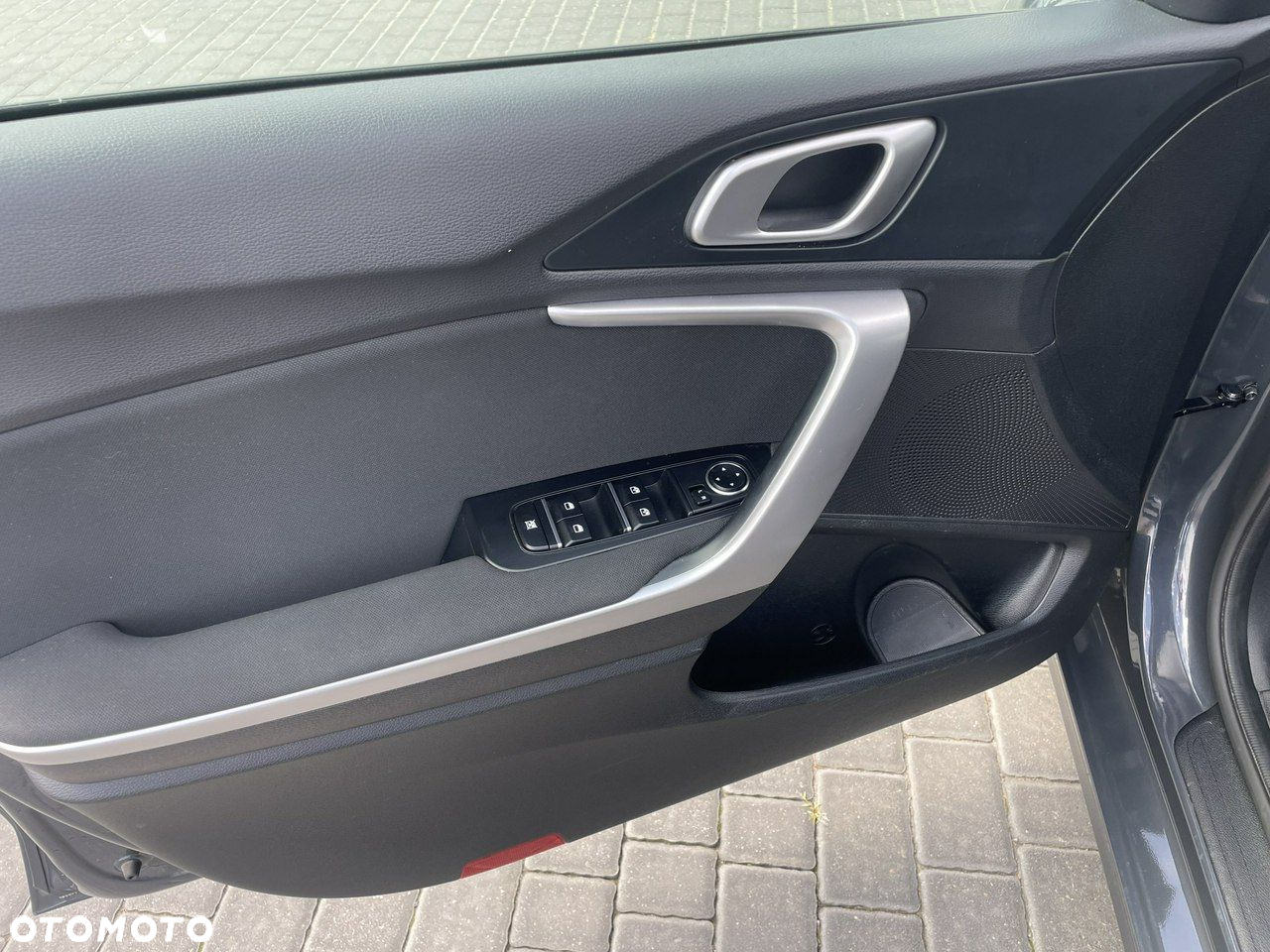 Kia Ceed - 11