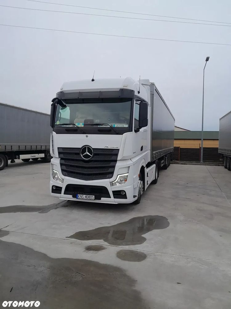 Mercedes-Benz Actros - 1