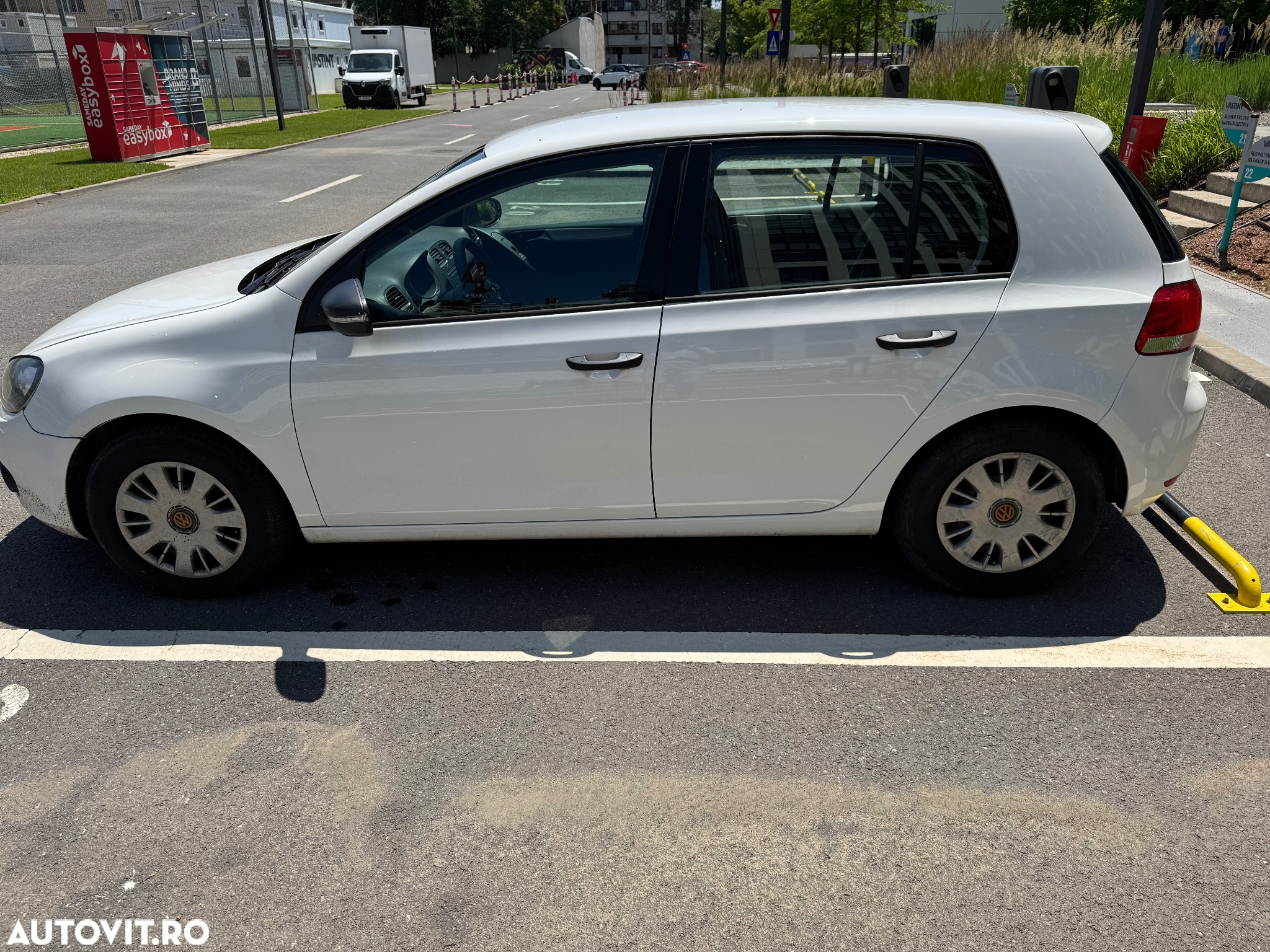 Volkswagen Golf 1.6 TDI DPF Trendline - 3