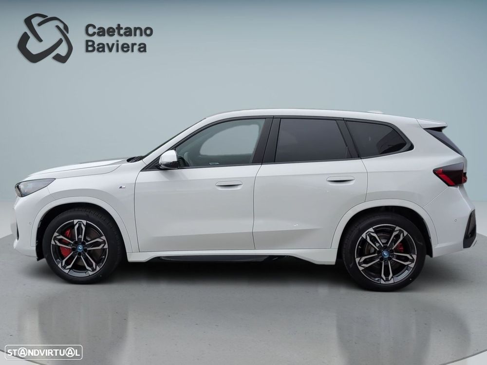 BMW iX1 xDrive30 Pack Desportivo M Pro - 5