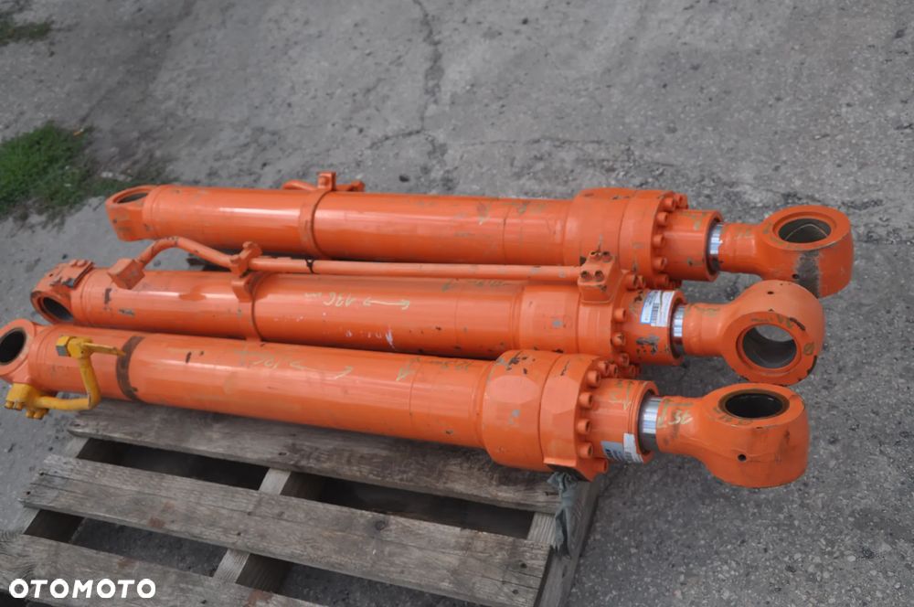 Siłownik hydrauliczny Doosan - 8