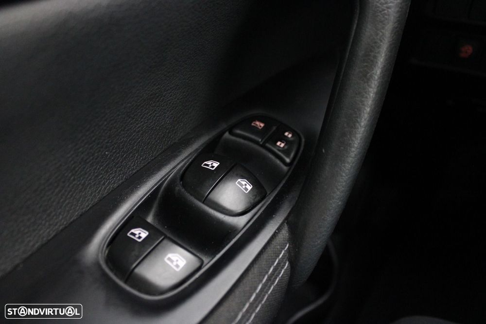 Nissan Qashqai 1.5 dCi Tekna - 24
