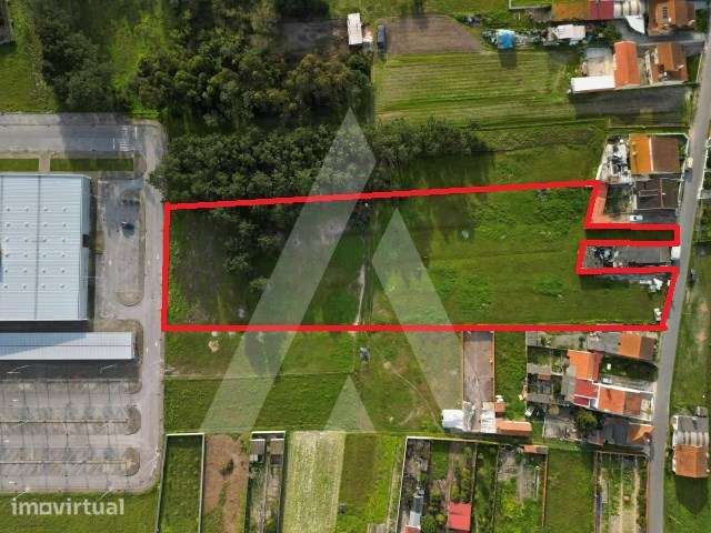 Terreno urbano  ideal para construção de lar ou centro de dia - Grande imagem: 4/15