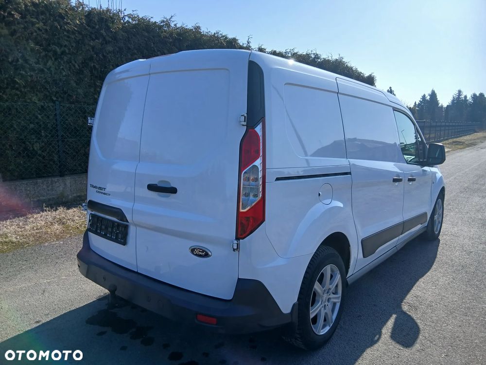 Ford Transit Conect - 9