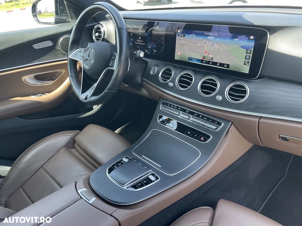 Mercedes-Benz E - 31