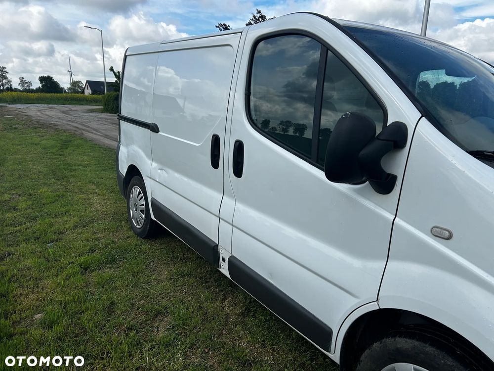 Renault Trafic - 2