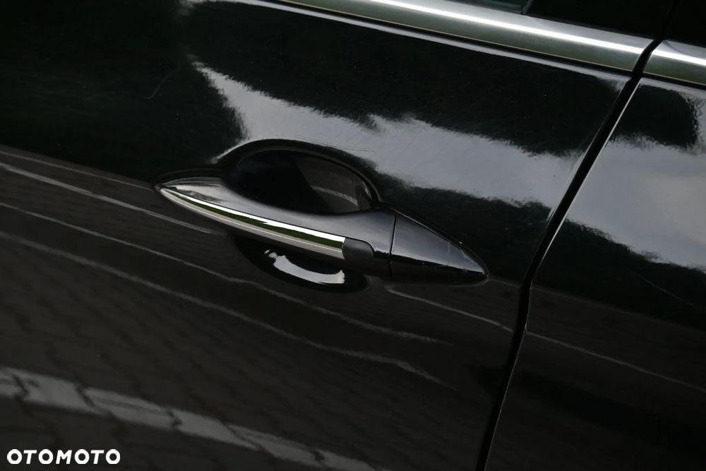 Hyundai i40 i40cw 1.7 CRDi Automatik Fifa World Cup Edition Gold - 15
