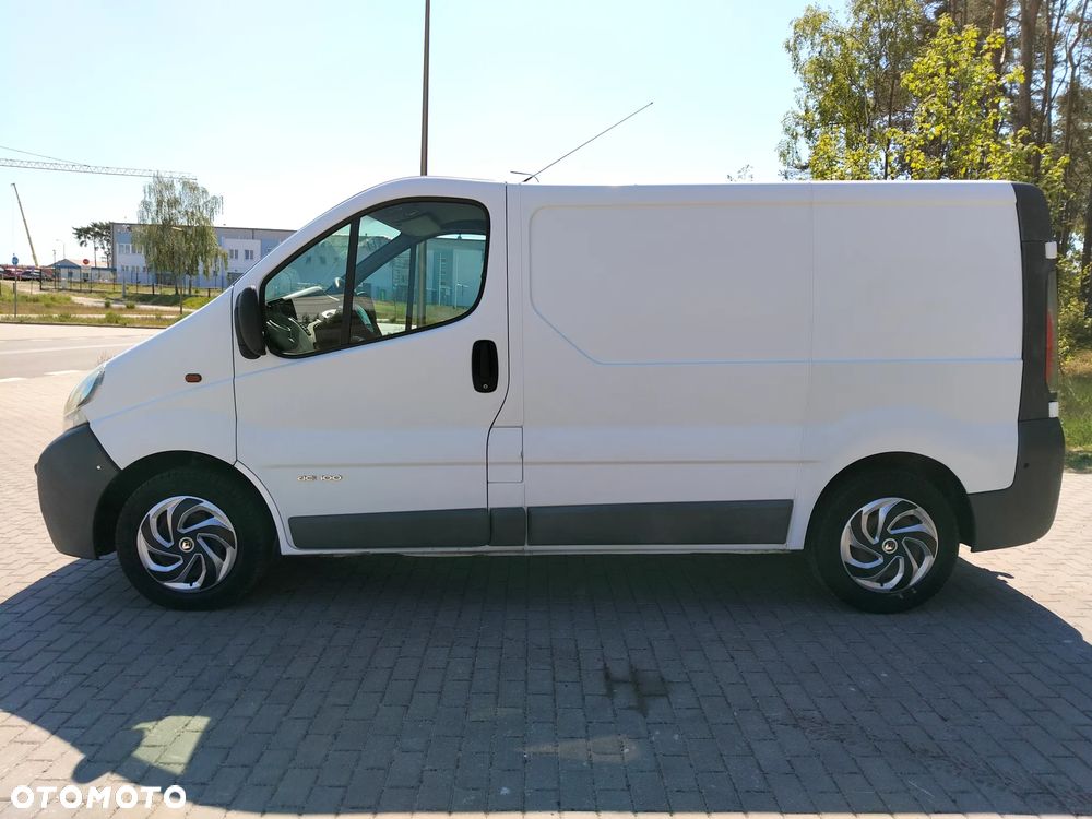 Renault Trafic - 9
