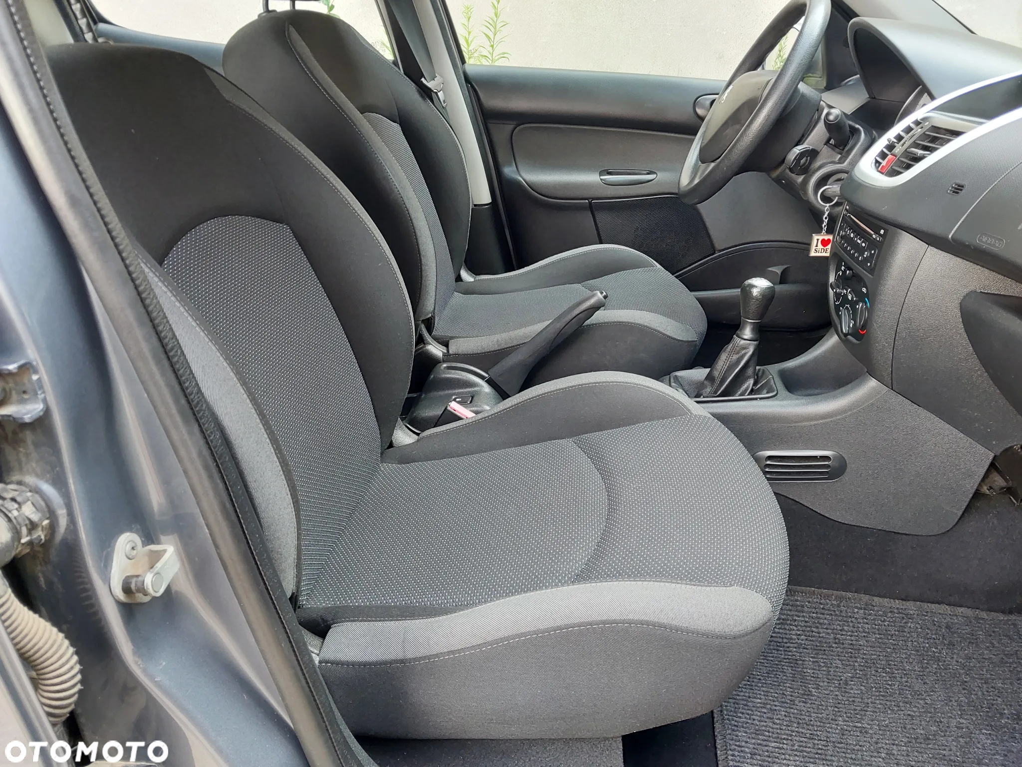 Peugeot 206 plus 206+ 1.1 Presence - 18