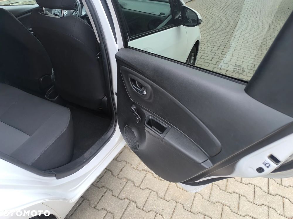 Toyota Yaris - 17