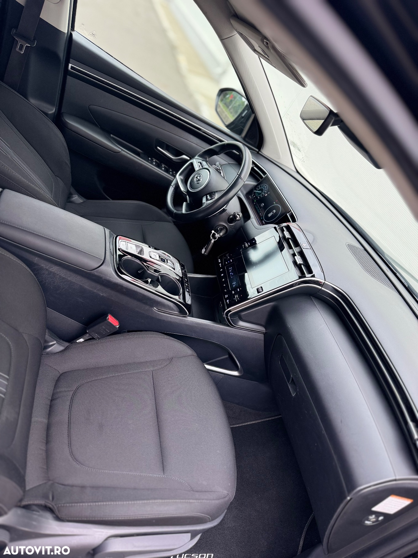 Hyundai Tucson 1.6 T-GDi HEV 2WD Advantage - 31