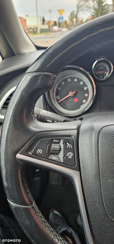 Opel Astra 1.4 T Cosmo - 17