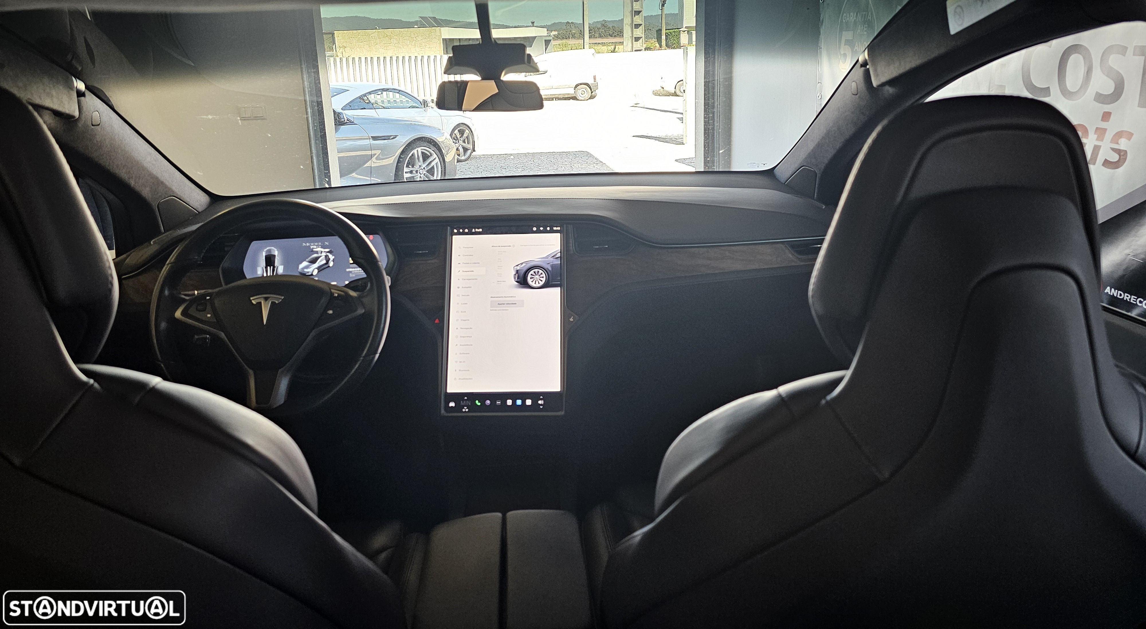 Tesla Model X - 2