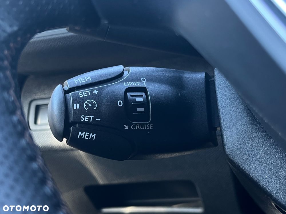 Peugeot 3008 - 10