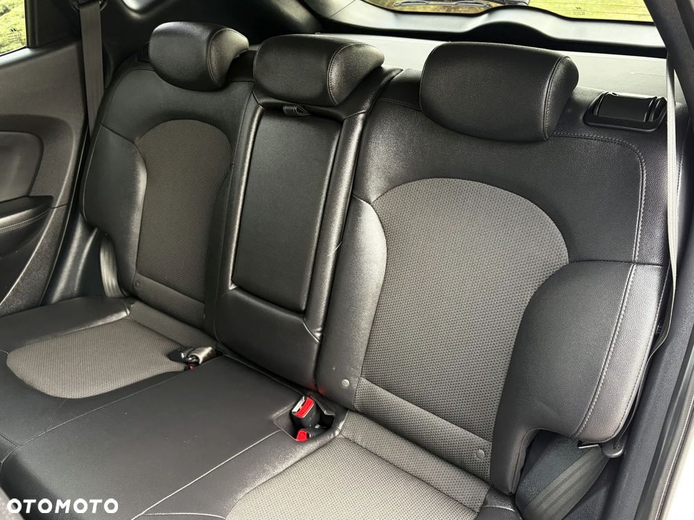 Hyundai ix35 1.7 CRDi Premium 2WD - 27