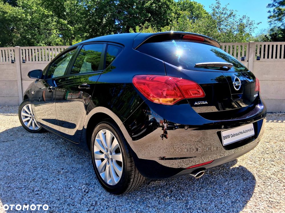 Opel Astra 1.4 Turbo - 2