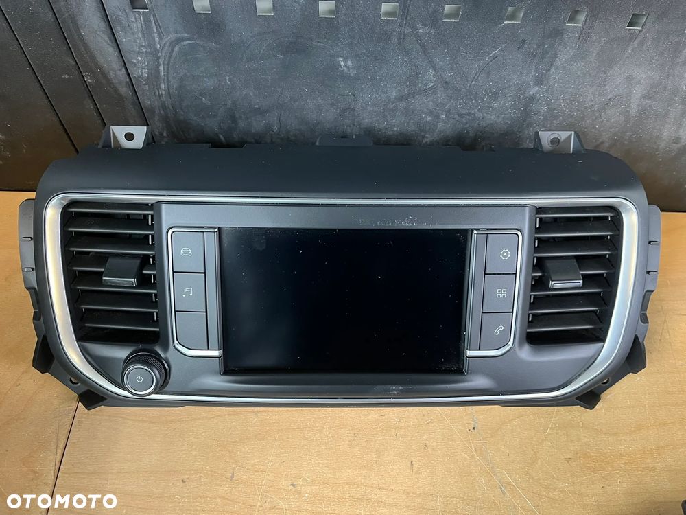 Ekran dotykowy Wyświetlacz Nawigacja Peugeot Traveller Expert III Jumpy III Vivaro 9831665880 - 1