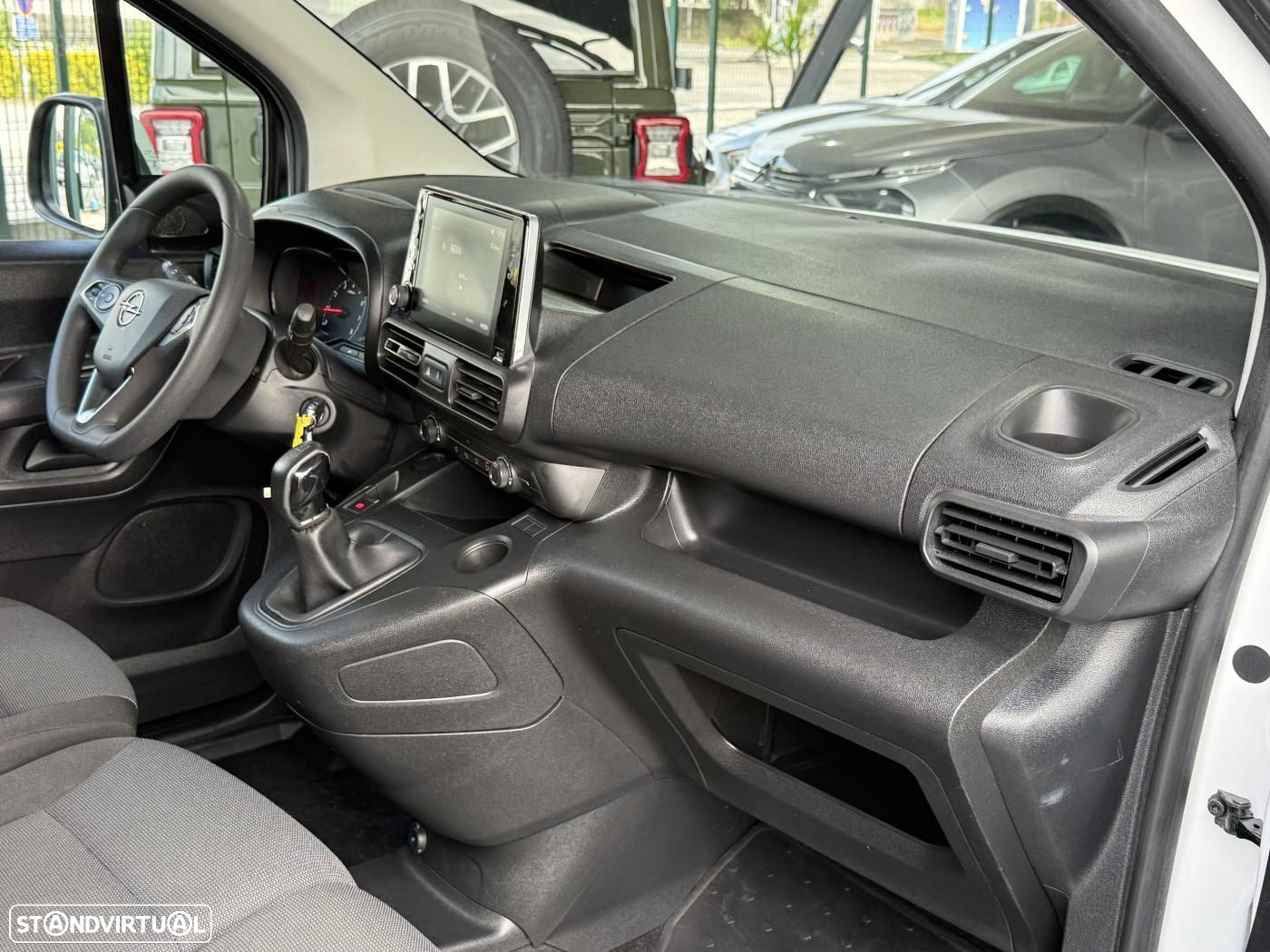 Opel Combo 1.5 CDTI IVA Dedutivel 3 Lug. Ecrã - 30