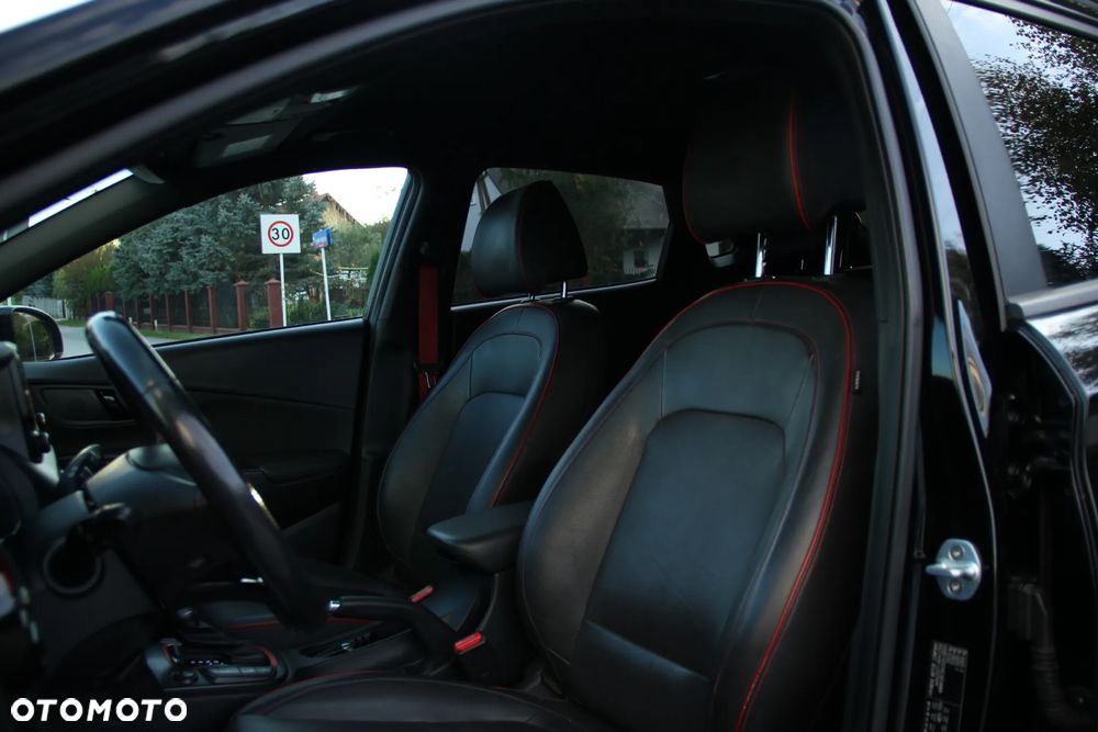 Hyundai Kona 1.6 T-GDI DCT 4WD Premium - 12