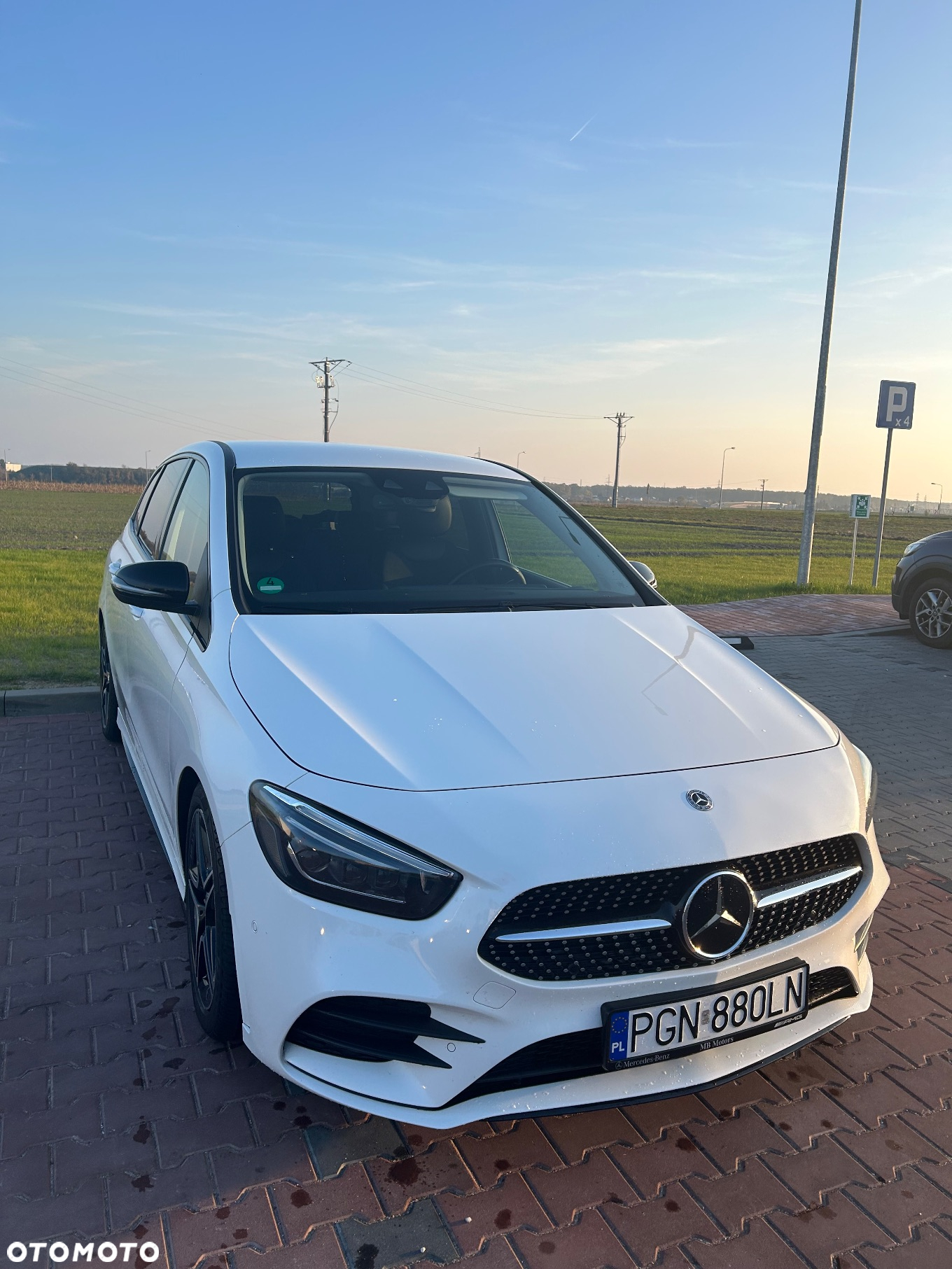 Mercedes-Benz Klasa B 200 d 8G-DCT AMG Line - 3