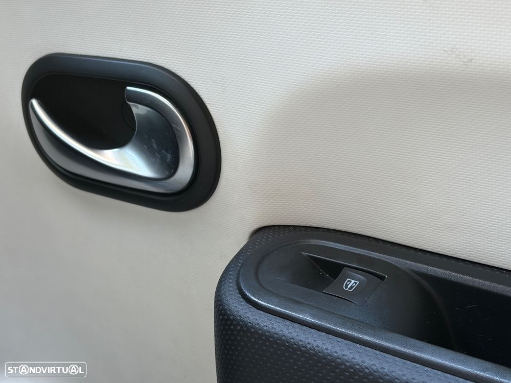 Renault Twingo 1.0 SCe Zen - 26