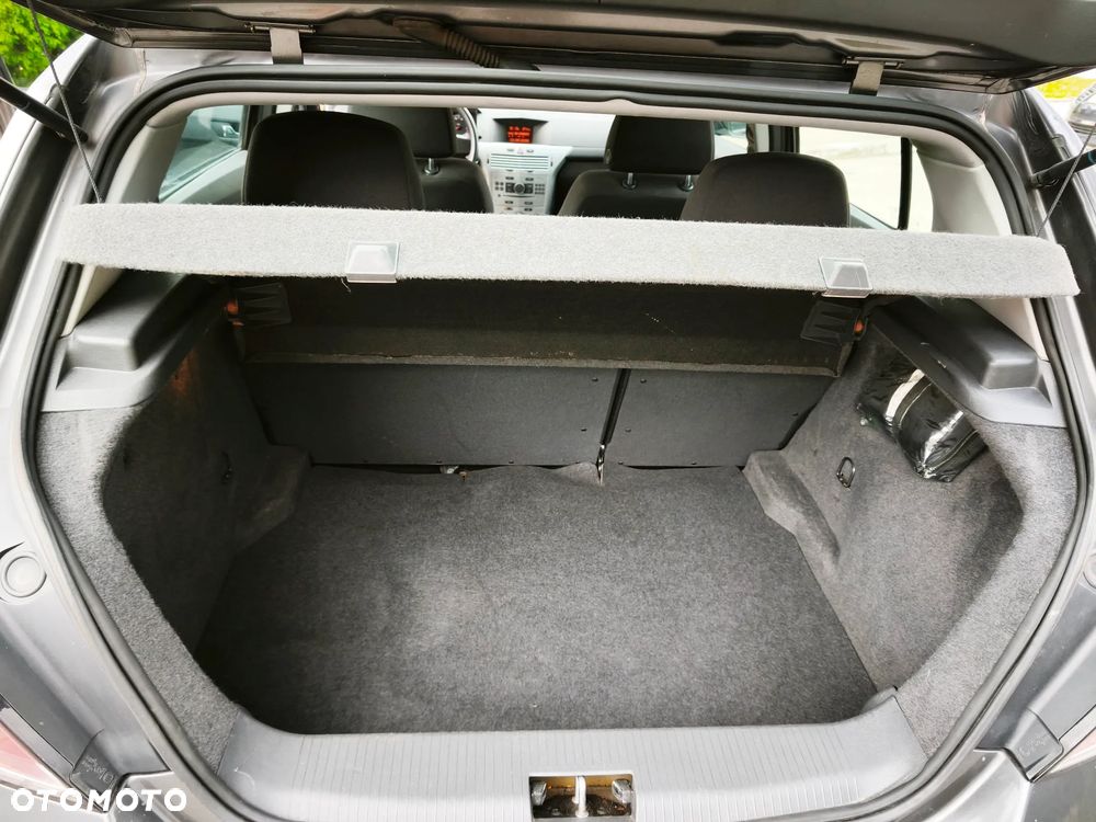 Opel Astra 1.6 Enjoy - 18