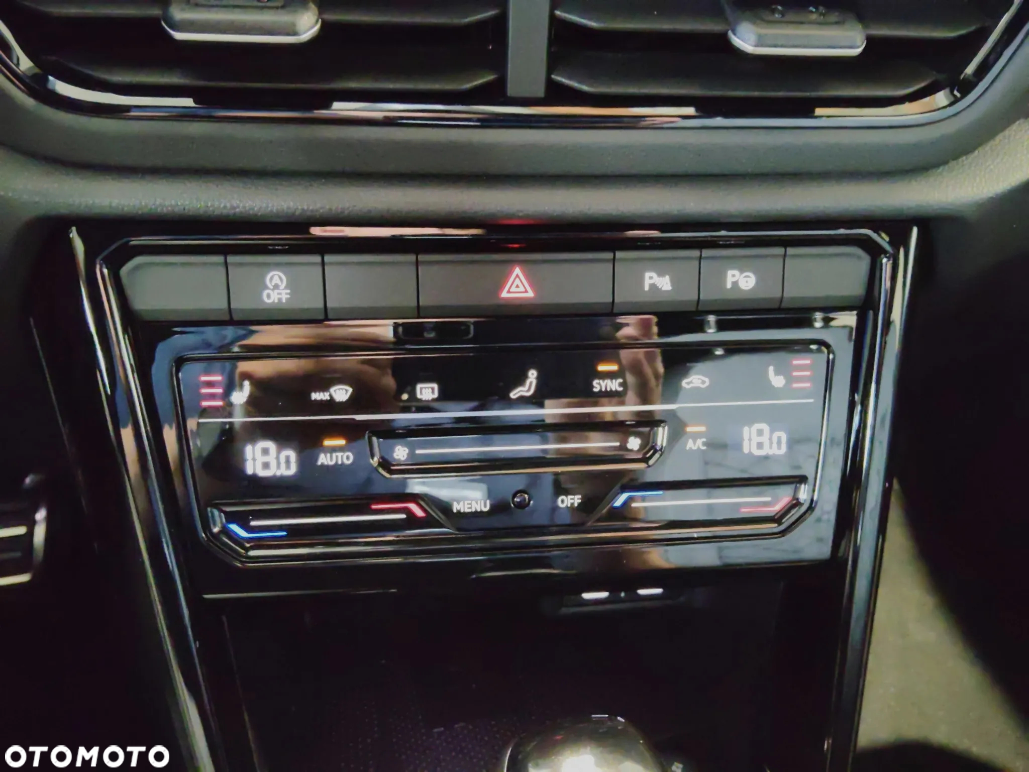 Volkswagen T-Roc 1.5 TSI R-Line DSG - 26