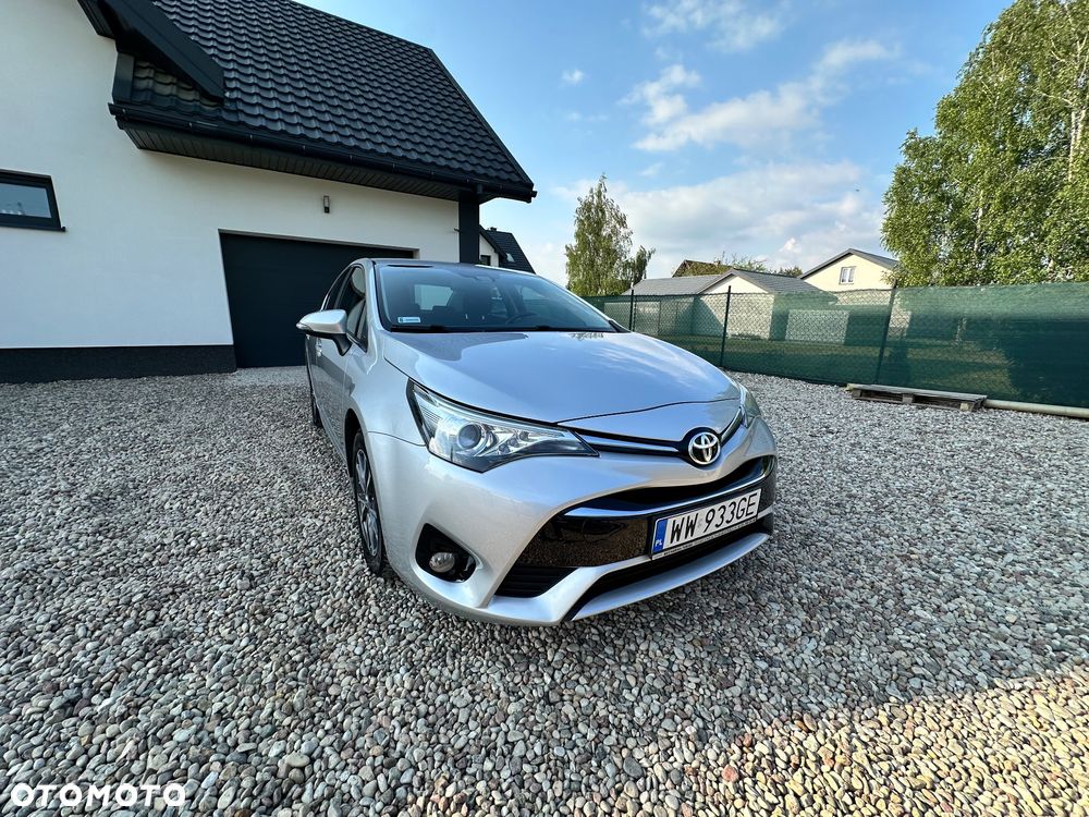 Toyota Avensis 1.8 Active - 1