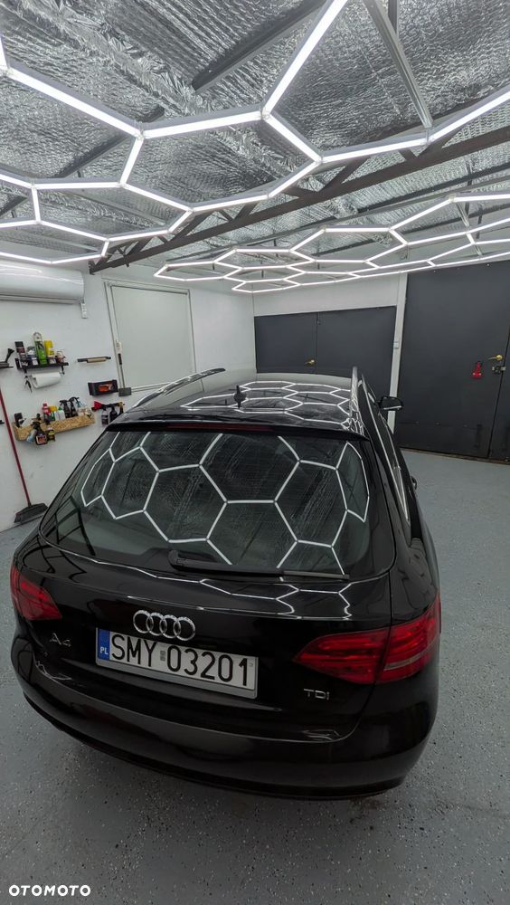 Audi A4 Avant 2.0 TDI Multitronic - 17