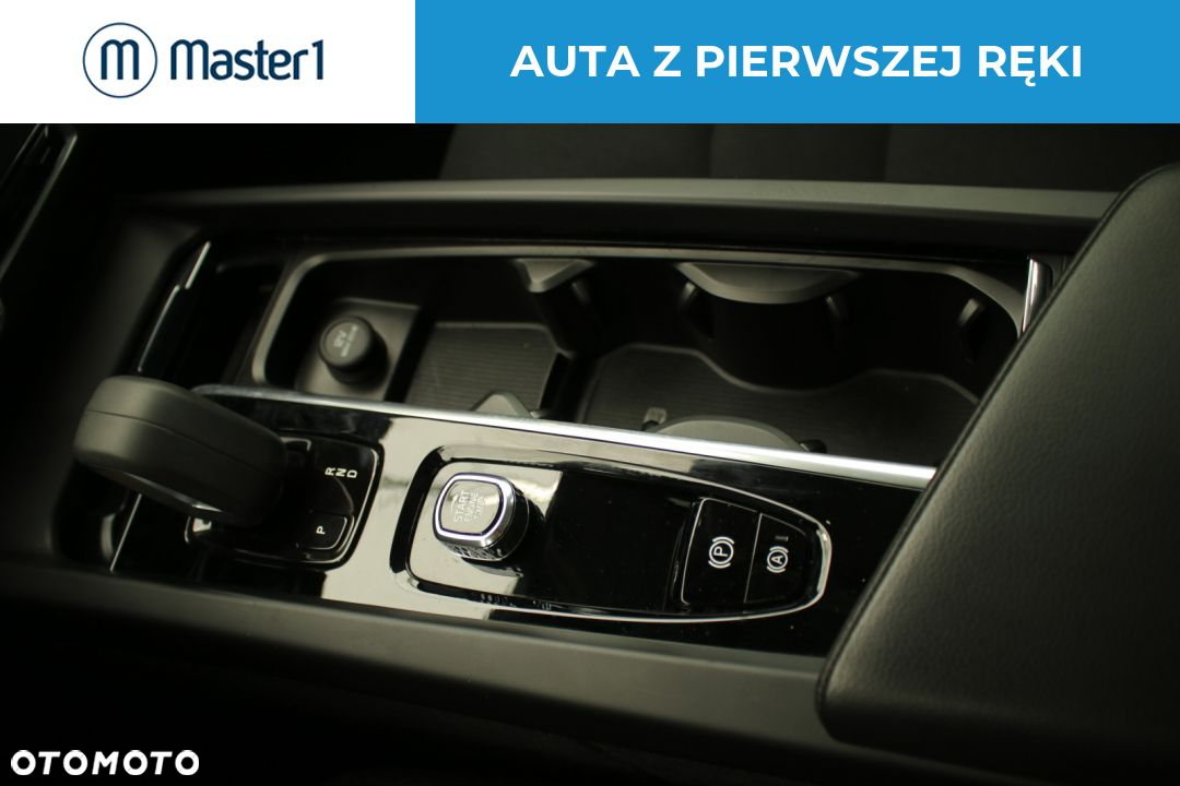 Volvo V60 B4 D Momentum Pro - 19