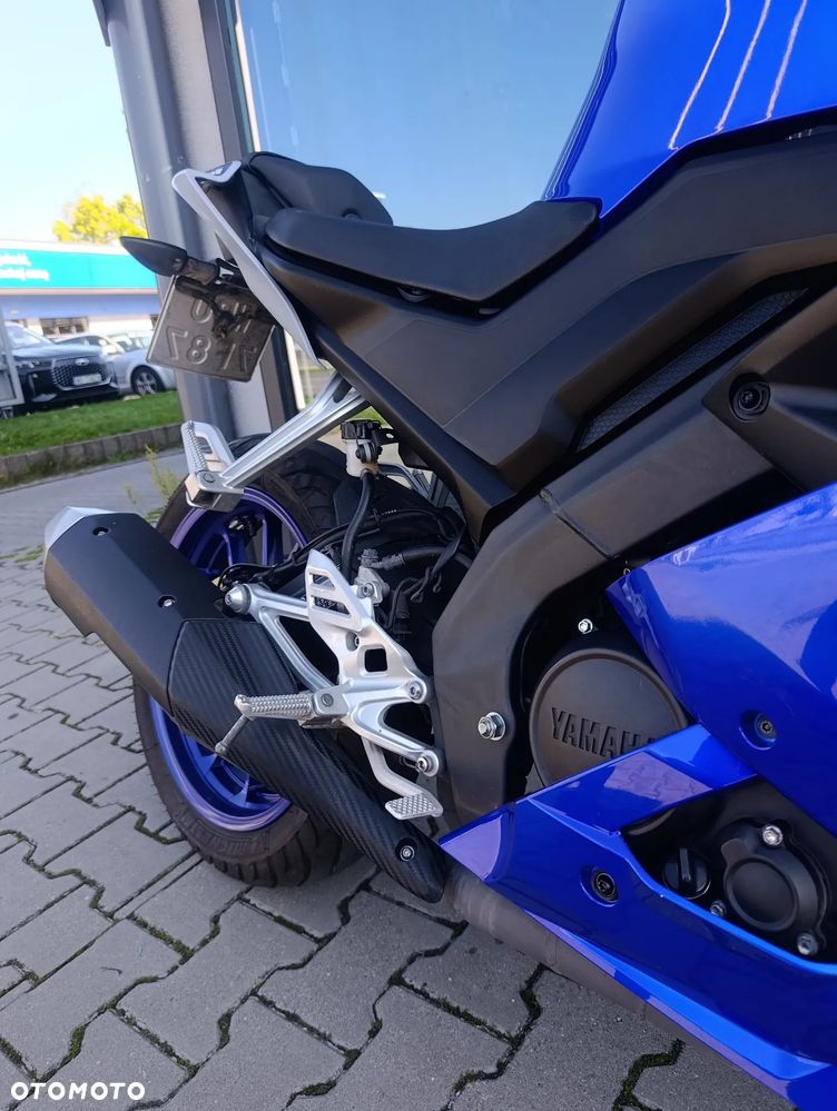 Yamaha YZF - 21
